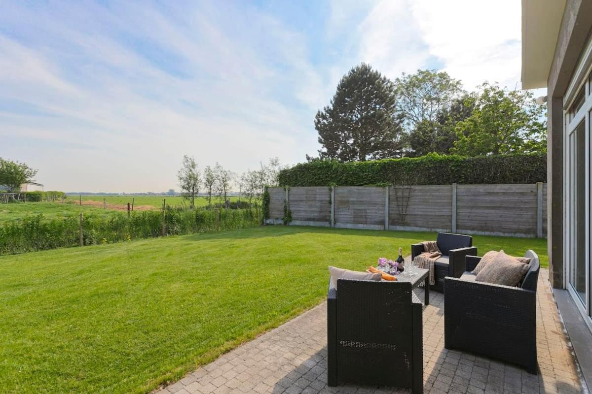 Huswell - Bungalow With Garden At 5 Minutes From The Beach Villa De Haan Luaran gambar