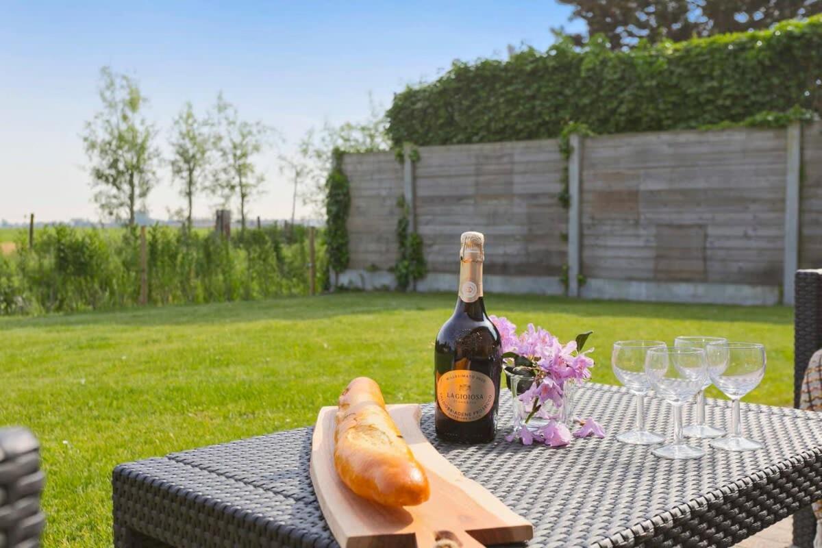 Huswell - Bungalow With Garden At 5 Minutes From The Beach Villa De Haan Luaran gambar