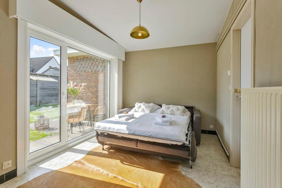 Huswell - Bungalow With Garden At 5 Minutes From The Beach Villa De Haan Luaran gambar