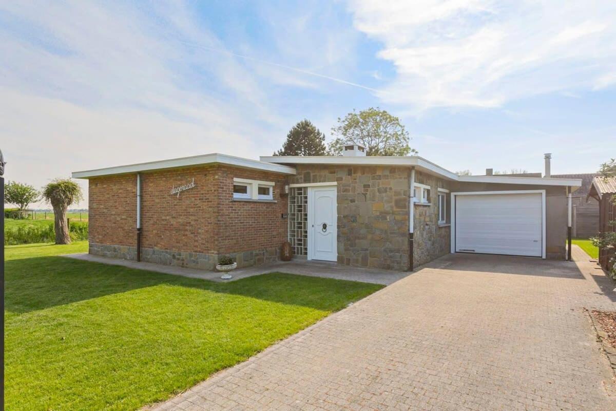 Huswell - Bungalow With Garden At 5 Minutes From The Beach Villa De Haan Luaran gambar