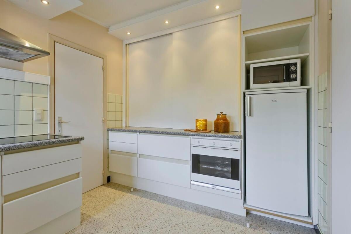 Huswell - Bungalow With Garden At 5 Minutes From The Beach Villa De Haan Luaran gambar
