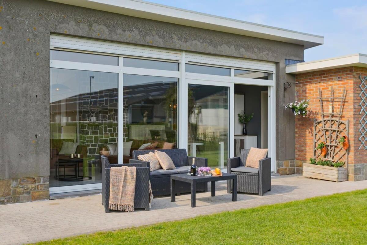Huswell - Bungalow With Garden At 5 Minutes From The Beach Villa De Haan Luaran gambar