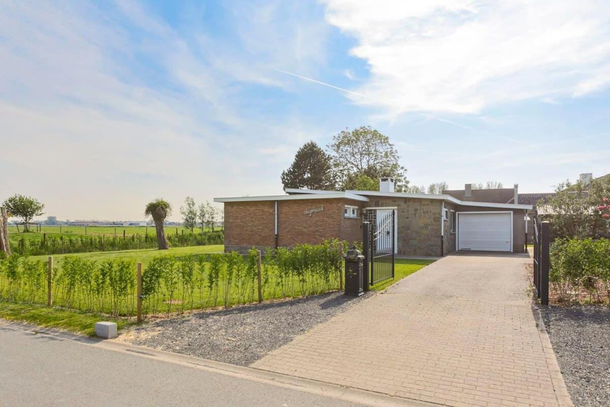 Huswell - Bungalow With Garden At 5 Minutes From The Beach Villa De Haan Luaran gambar